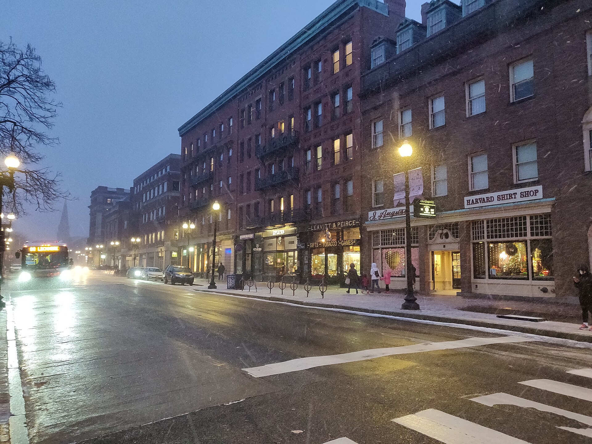 Harvard Square, Cambridge (neighborhood photo)